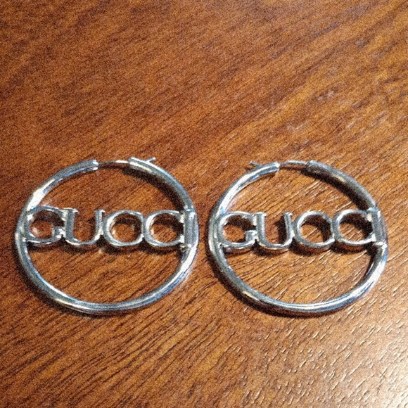 Authentic Gucci Metallic Silver Logo Hoop Earrings - Picture 1 of 5